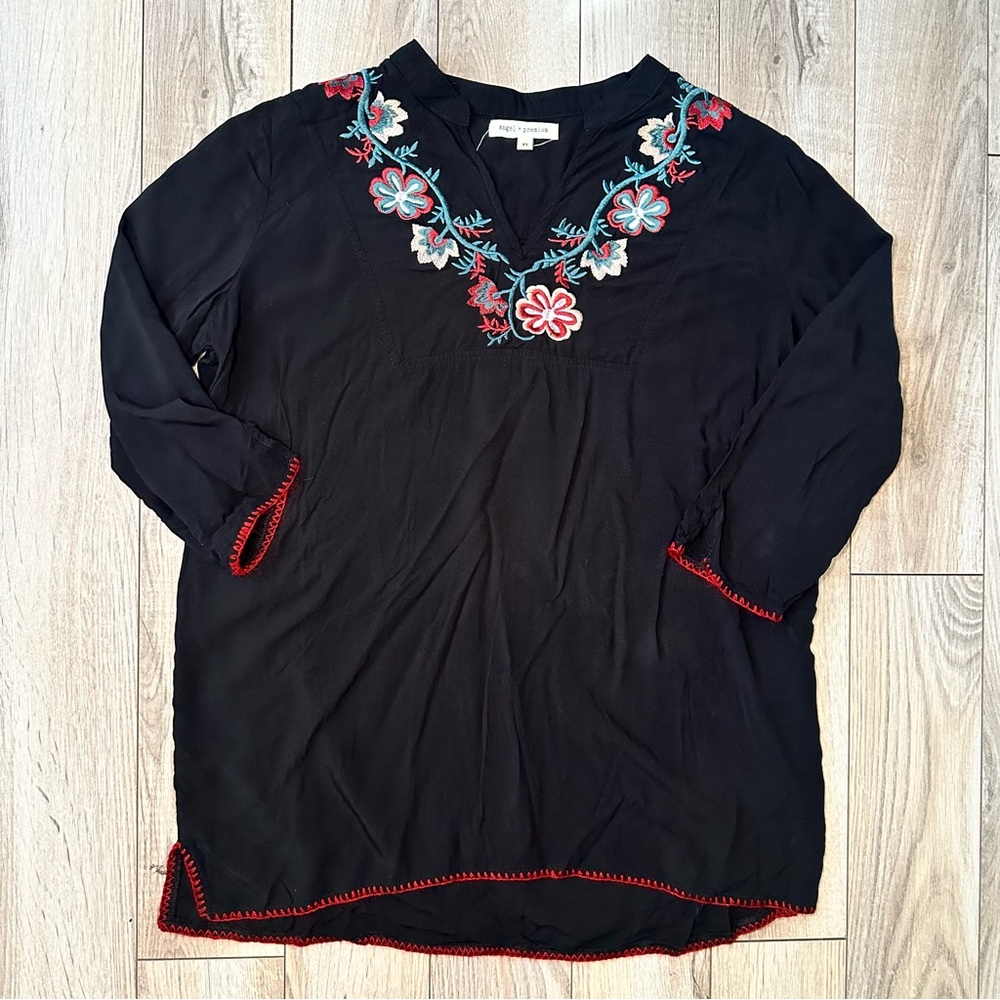 Angel + Premium Embroidered Pullover Black Tunic
